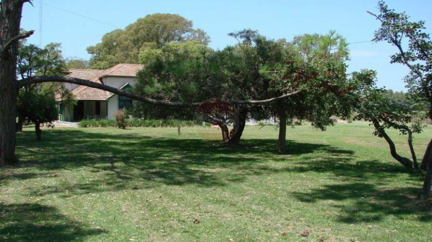 Casa Campo en venta, Arenaza, Lincoln, BA 6075