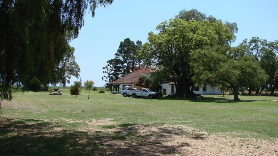 Casa Campo en venta, Arenaza, Lincoln, BA 6075