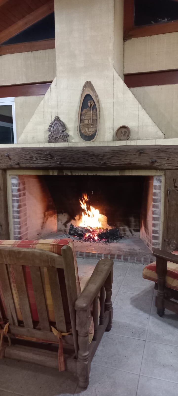 Campo 82ha Mixto en Carlos Keen y con muchas mejoras