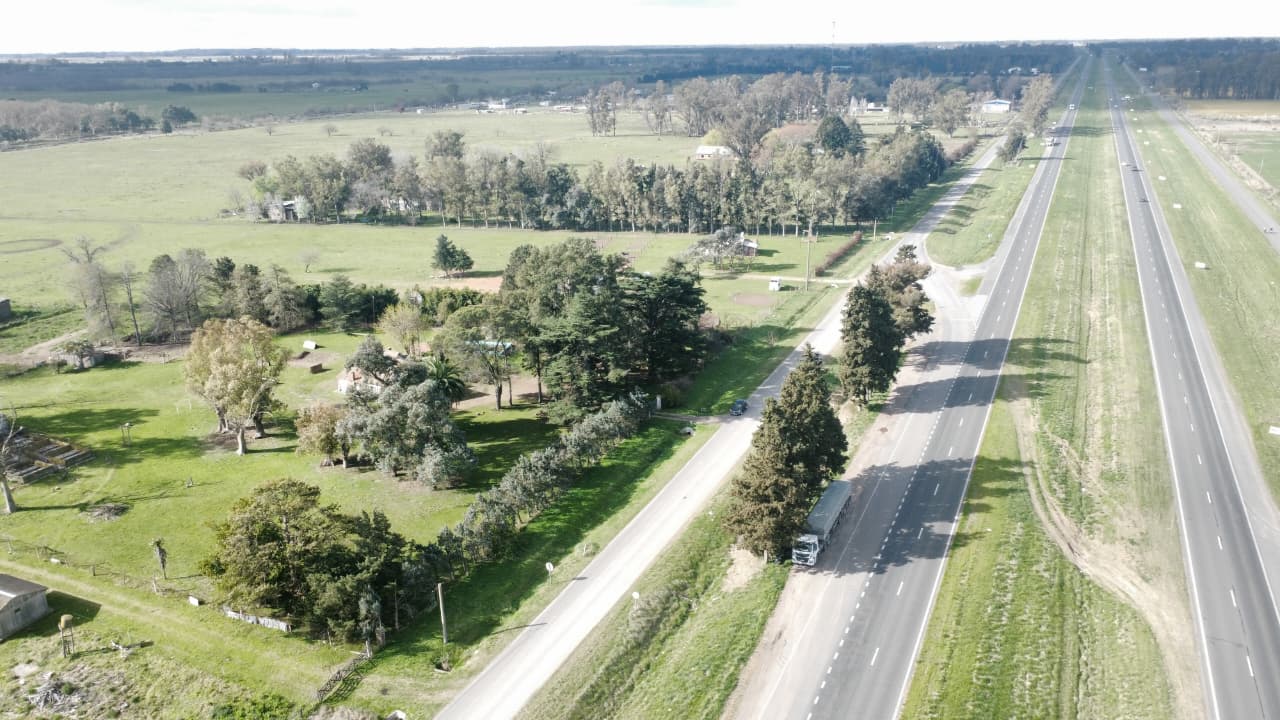 Campo 11 Has Sobre Ruta 5 Km 84 (autopista Lujan-Mercedes) Casa – Quincho – Pileta