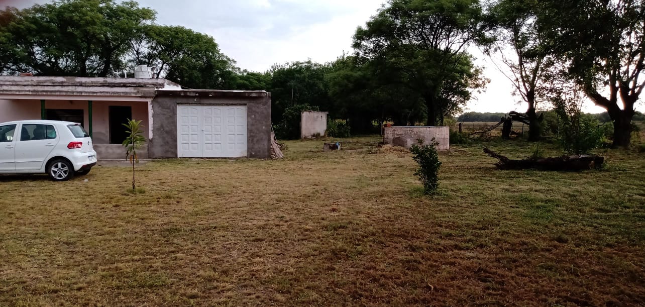 Vendo pequeño Campo más casa